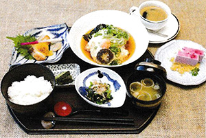 食事が美味しい老人ホーム　長野県